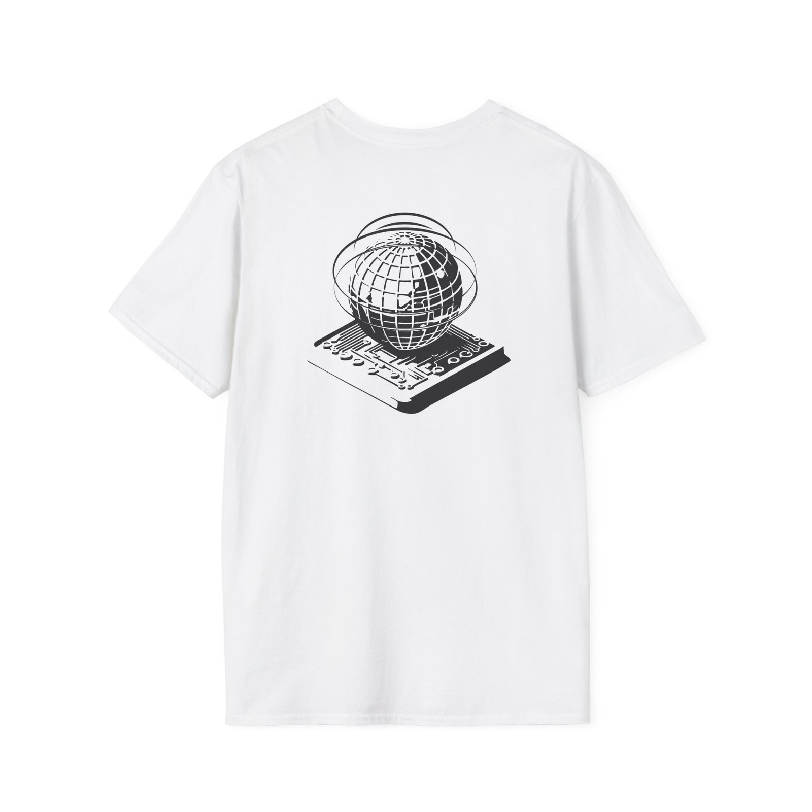 GZM Logo Tech-Shirt - Image 4